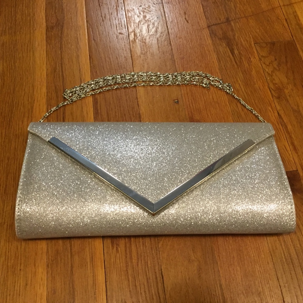 Silver clutch purse
